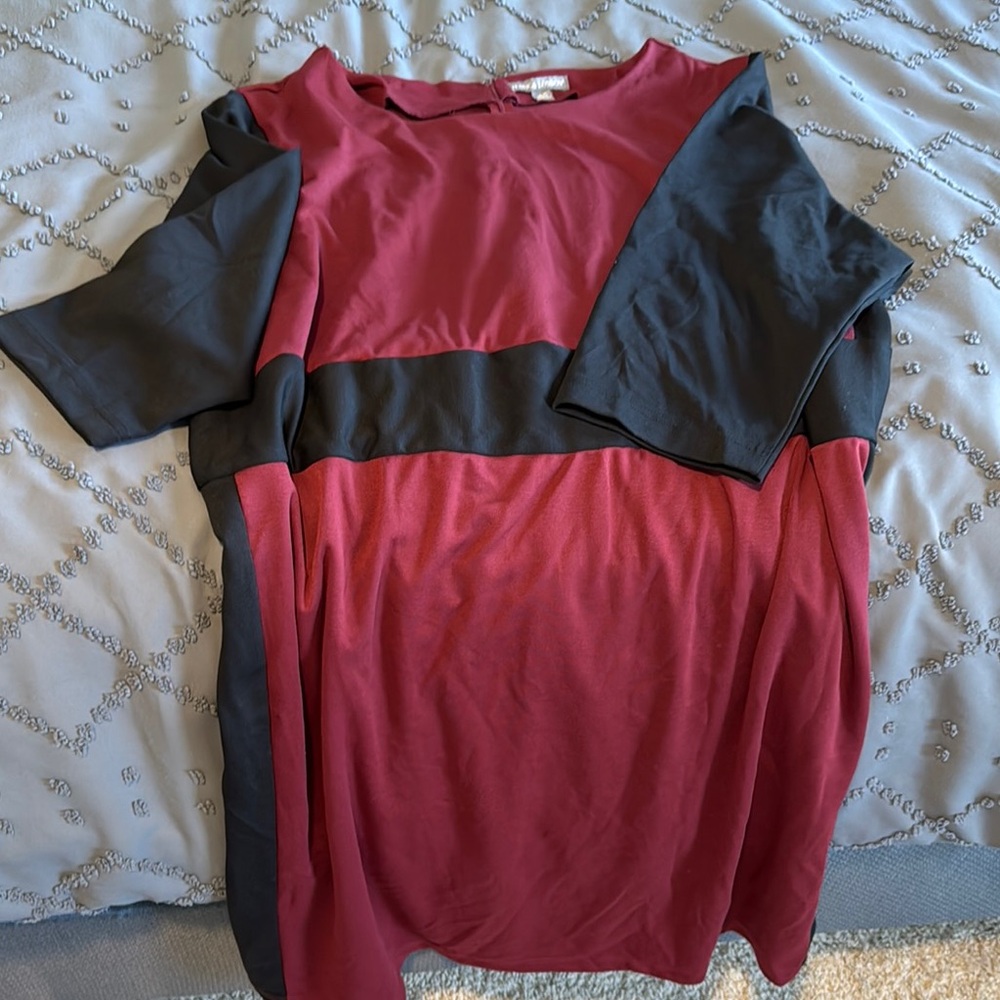 Elegant Women's Red and Black Dress